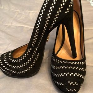 Pour La Victoire shoes